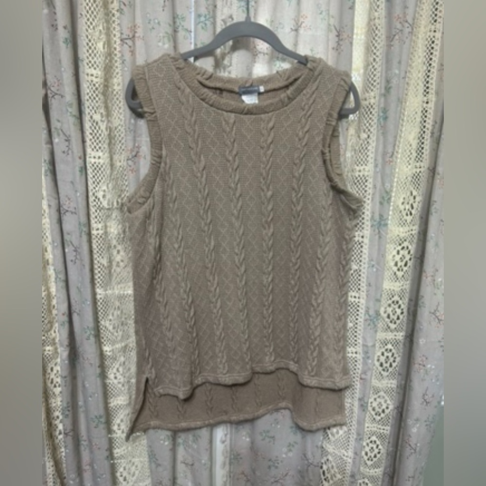 Earthbound Trading Co Sleeveless‎ Cable Knit Sweater Size L
